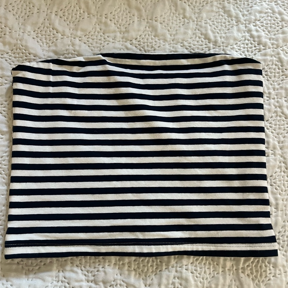 Brandy Melville Navy and White Striped Tee